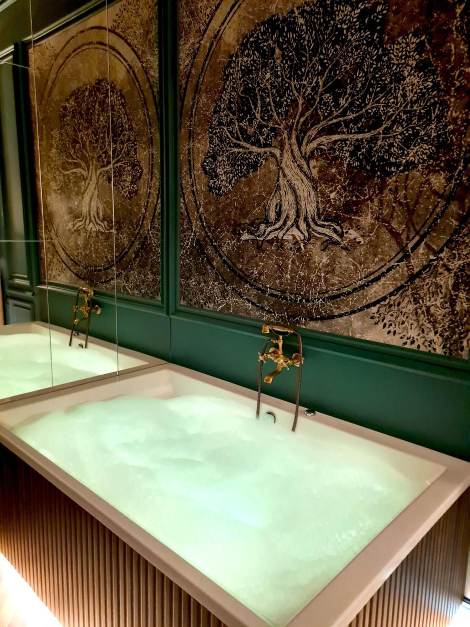 Art Jacuzzi Koletek Cracóvia Exterior foto