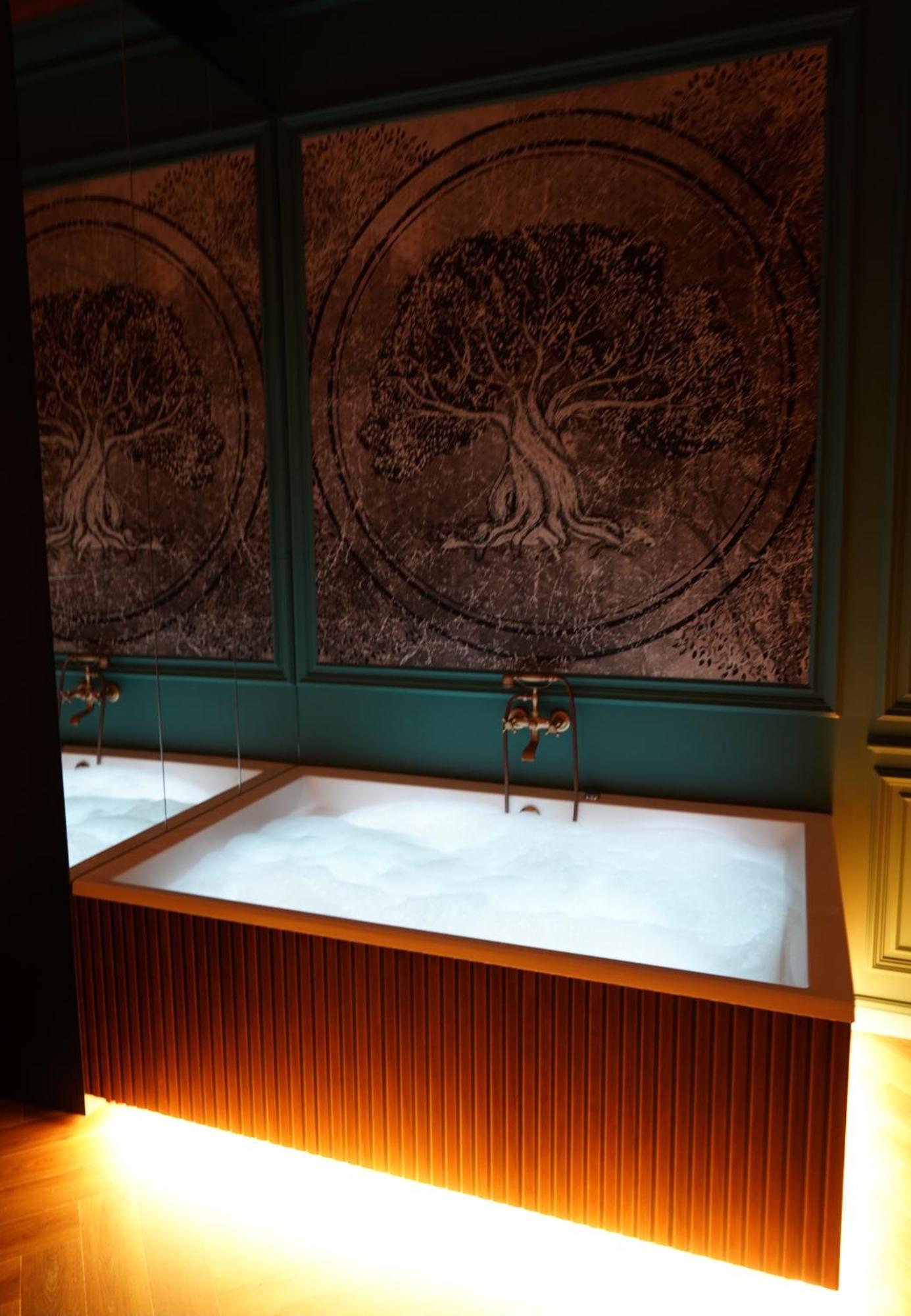 Art Jacuzzi Koletek Cracóvia Exterior foto