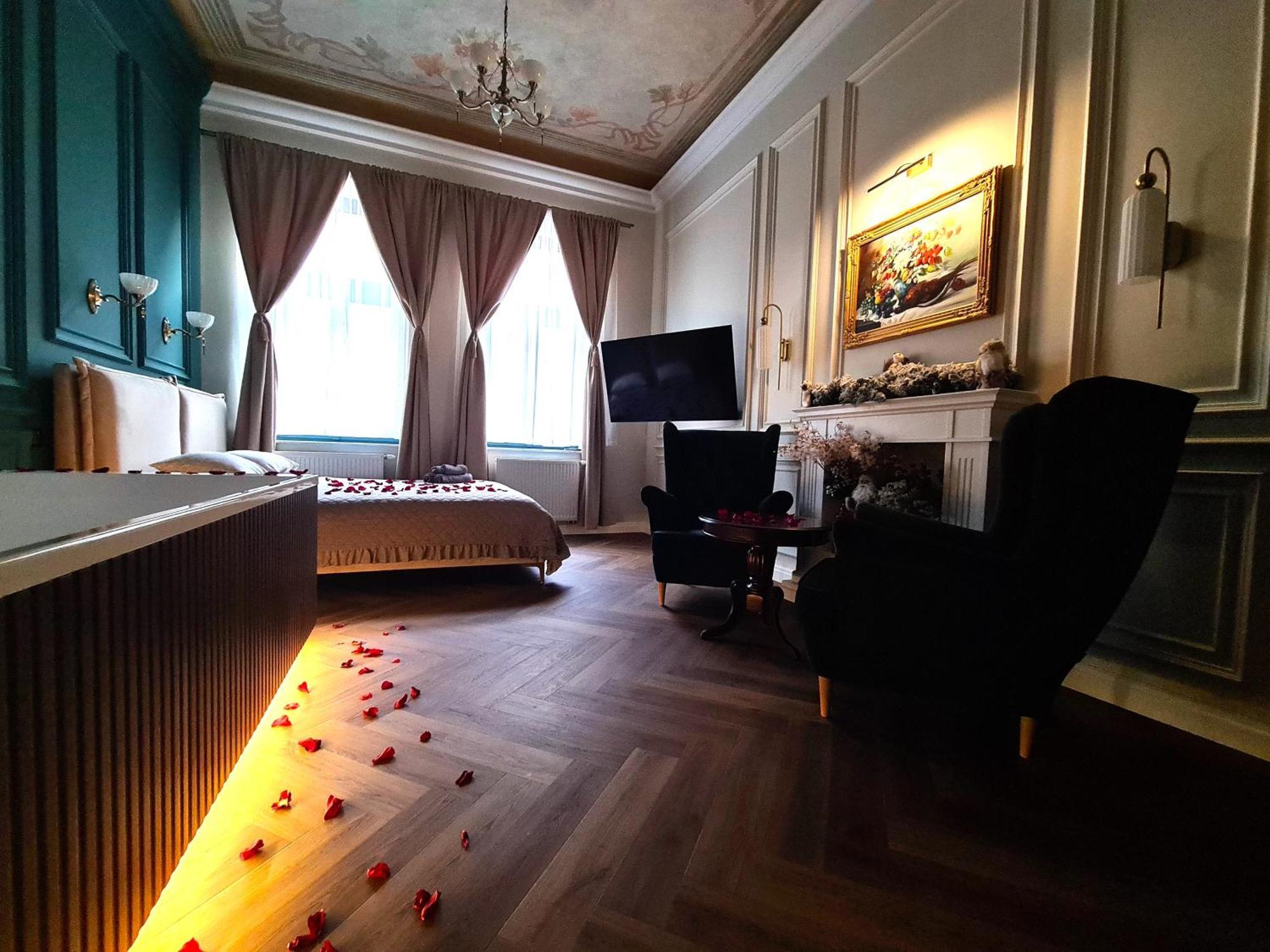 Art Jacuzzi Koletek Cracóvia Exterior foto